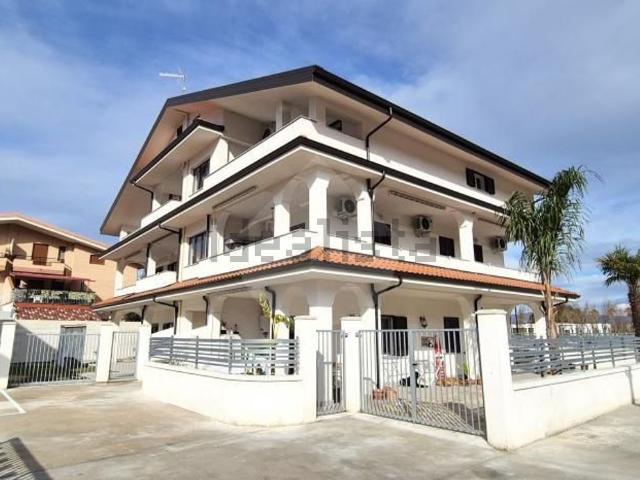 Appartamento in vendita a Calabria, Vibo Valentia