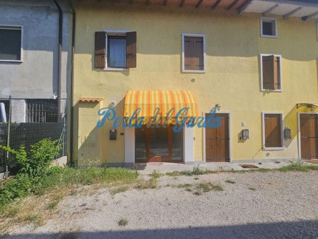 Appartamento in vendita a Peschiera Del Garda, Veneto