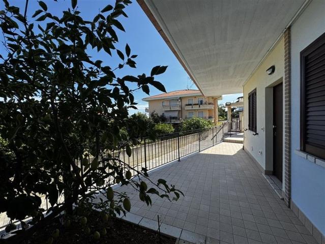 Appartamento in vendita a Rocca San Giovanni, Abruzzo
