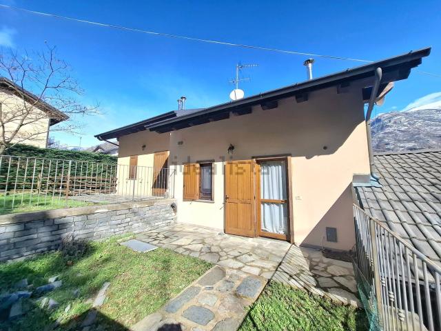 Appartamento in vendita a Pontey, Aosta