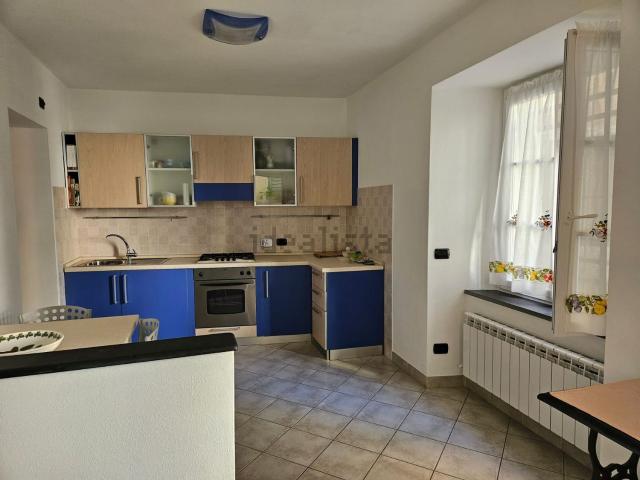 Appartamento in vendita a Pianazzo, Borzonasca