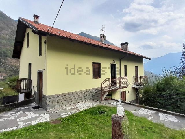 Appartamento in vendita a Spriana, Lombardia