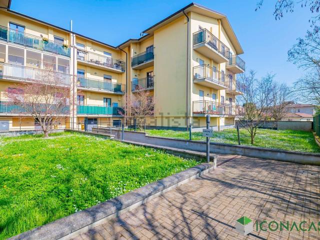 Appartamento in vendita a Vidigulfo, Lombardia