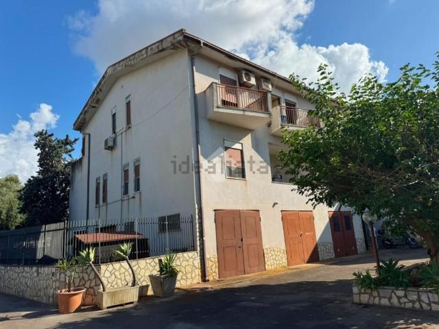 Appartamento in vendita a Piraineto, Carini