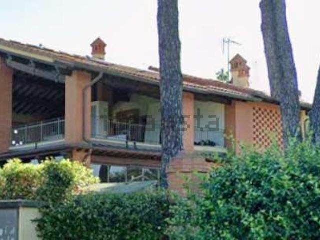 Attico in vendita a Prato, Toscana