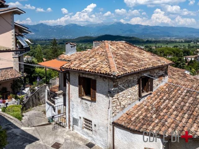 Appartamento in vendita a Contigliano, Lazio