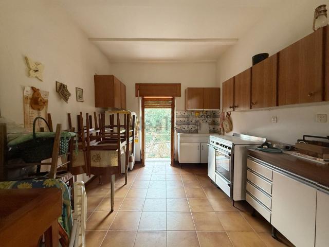 Appartamento in vendita a Bassano In Teverina, Lazio