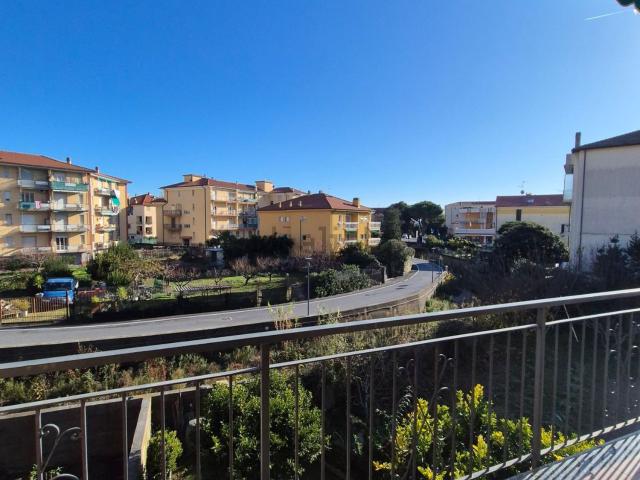 Appartamento in vendita a Borgio, Borgio Verezzi