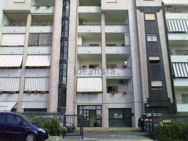 Appartamento in vendita a Città 2000, Calabria