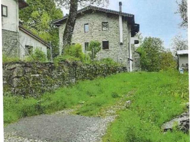 Appartamento in vendita a Sant'Annapelago, Pievepelago