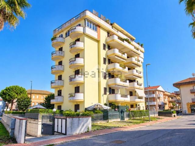 Appartamento in vendita a Villa Fiore, Alba Adriatica