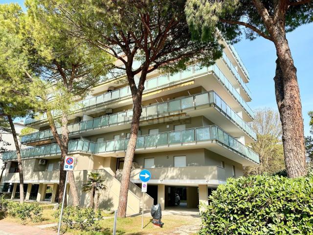 Appartamento in vendita a Lignano Pineta