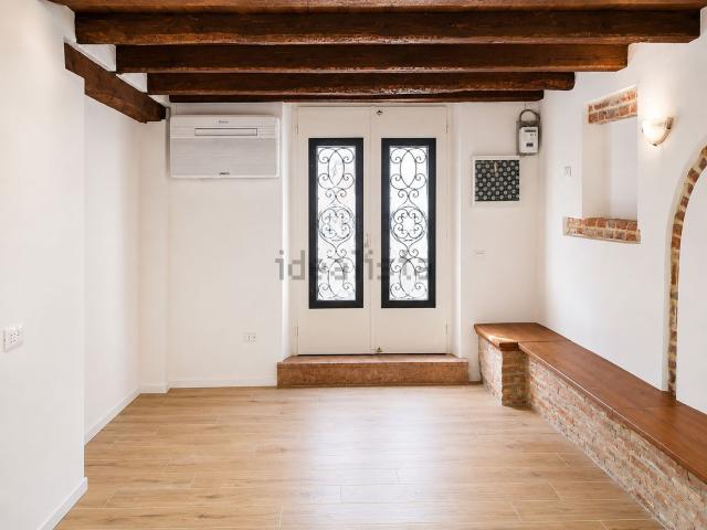 Appartamento in vendita a Pilastroni, Bassano Del Grappa