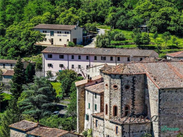 Appartamento in vendita a Castelnuovo Val Di Cecina, Toscana
