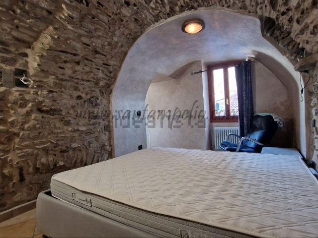 Appartamento in vendita a Soldano, Liguria