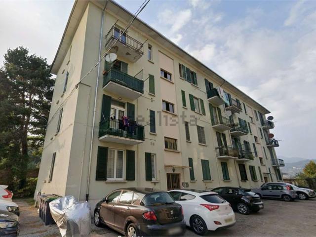 Appartamento in vendita a Biumo Superiore, Varese