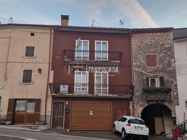 Appartamento in vendita a San Zeno Di Montagna, Veneto