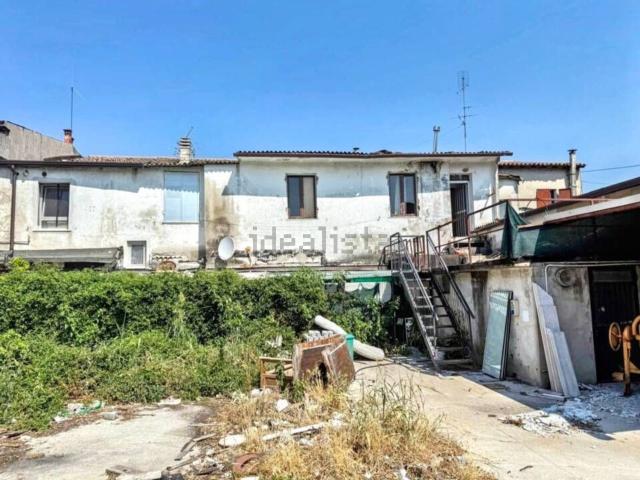 Appartamento in vendita a Zevio, Veneto