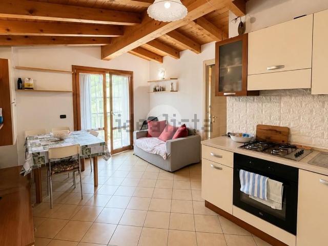 Appartamento in vendita a Comunità montana della valle Camonica, Esine