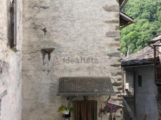 Appartamento in vendita a Nicche, Issime