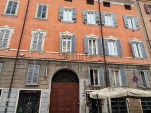 Appartamento in vendita a Centro Storico, Modena