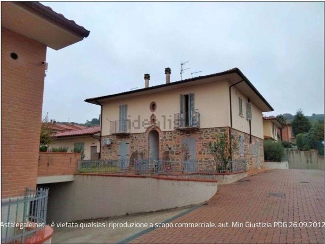 Appartamento in vendita a Santa Maria, Lucignano