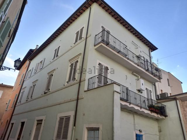 Appartamento in vendita a Città Giardino, Terni