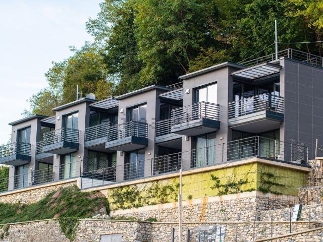 Appartamento in vendita a Nesso, Lombardia