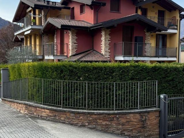Appartamento in vendita a Valmaggiore, Endine Gaiano