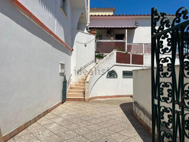 Appartamento in vendita a Lido di Enea, Roma Capitale