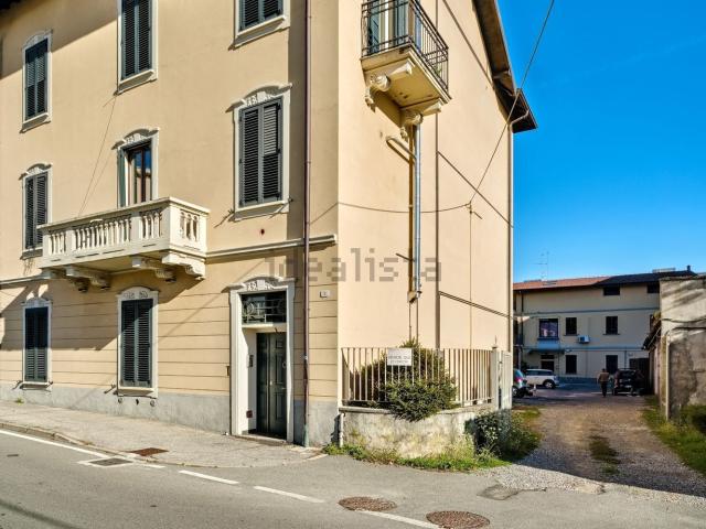 Appartamento in vendita a Lungolago, Como