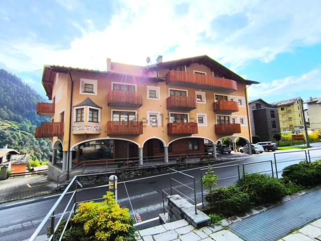 Appartamento in vendita a Chiesa In Valmalenco, Lombardia