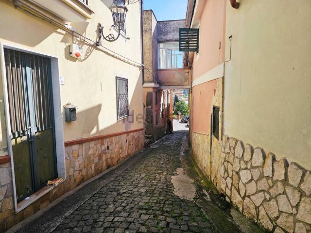 Appartamento in vendita a Pellezzano, Campania