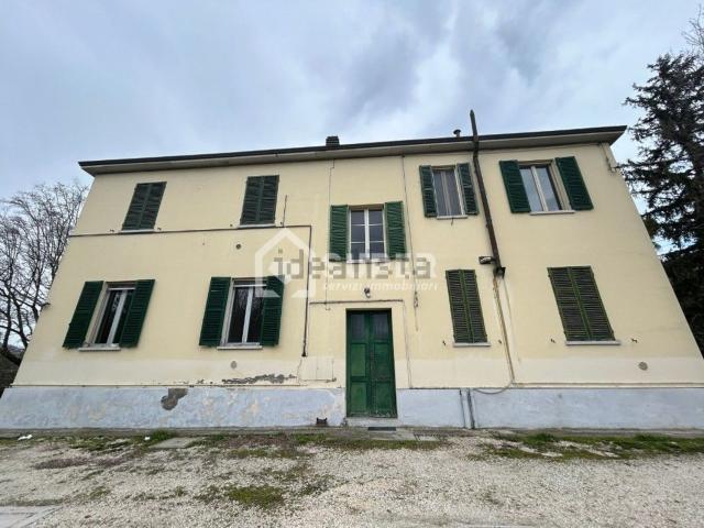 Appartamento in vendita a Unione della Romagna Faentina, Brisighella
