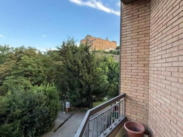 Appartamento in vendita a Ravacciano, Siena