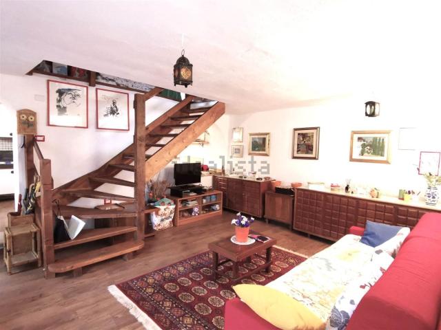 Appartamento in vendita a Castello Dell'acqua, Lombardia