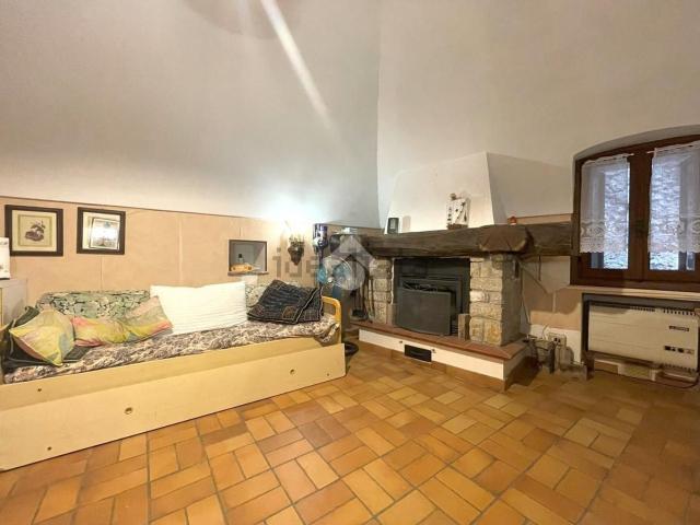 Appartamento in vendita a Dolceacqua, Liguria