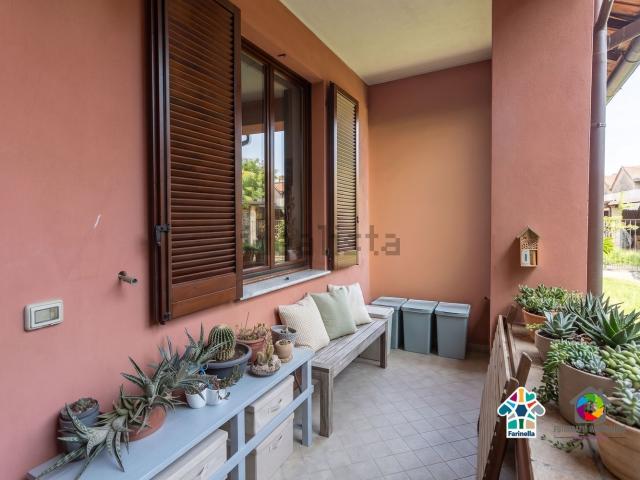 Appartamento in vendita a Sovico, Lombardia
