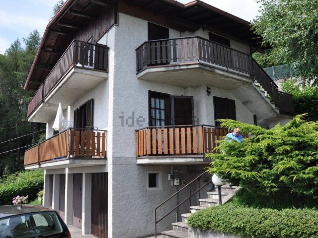 Appartamento in vendita a Selvino, Bergamo