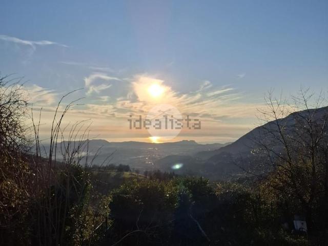 Appartamento in vendita a Caprino Veronese, Veneto