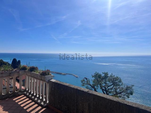 Appartamento in vendita a Ventimiglia, Liguria