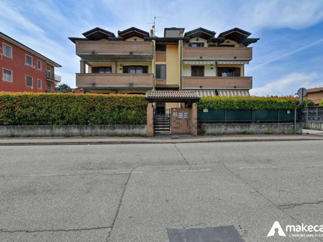 Appartamento in vendita a San Zenone Al Lambro, Lombardia