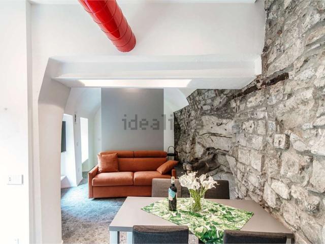 Appartamento in vendita a Riva, Faggeto Lario