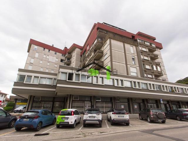 Appartamento in vendita a Maniago, Friuli-Venezia Giulia
