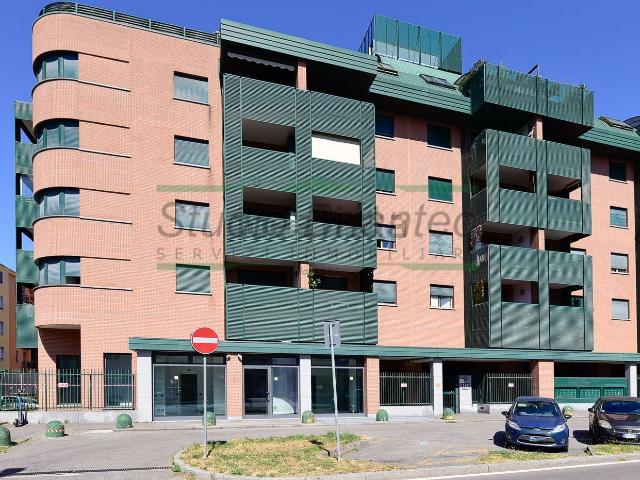 Appartamento in vendita a Regina Pacis, Monza