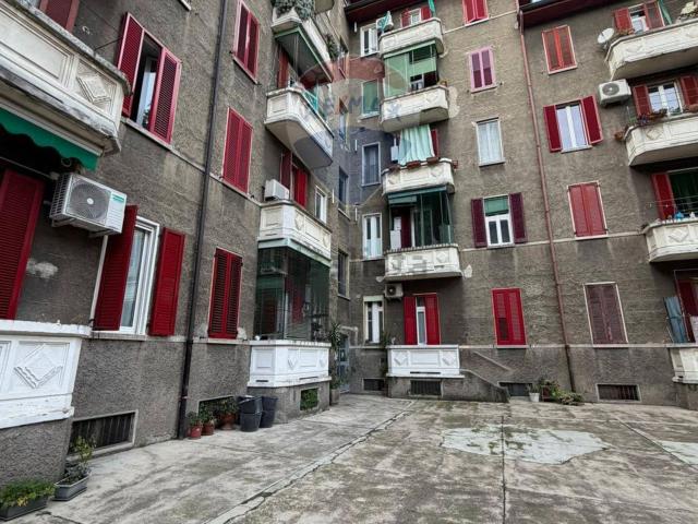 Appartamento in vendita a Municipio 8 di Milano, Milano
