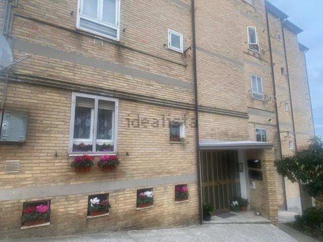 Appartamento in vendita a Rione Murato, Marche