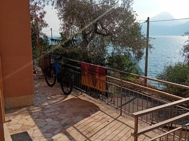 Appartamento in vendita a Brenzone sul Garda, Campo
