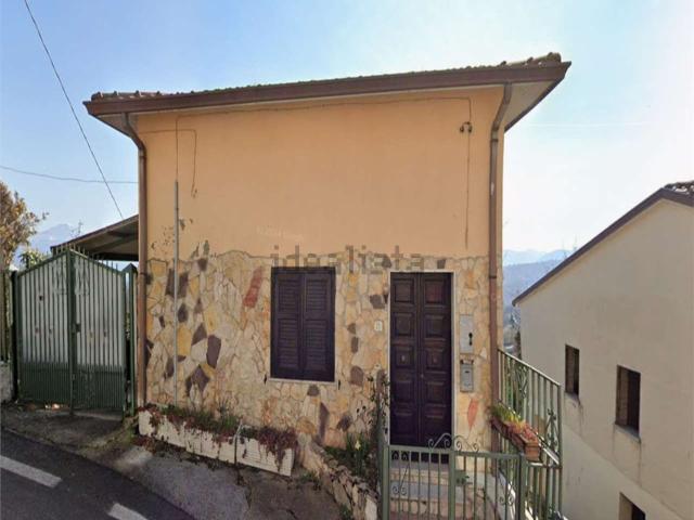 Appartamento in vendita a San Felice, Capriglia Irpina