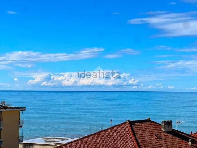 Appartamento in vendita a Lavagna, Liguria